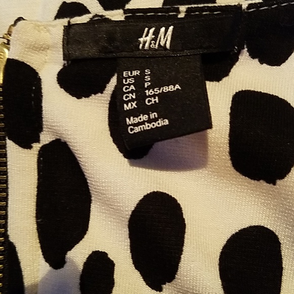 Dress - Picture 3 of 3